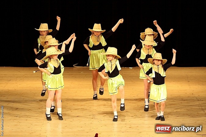 Zdjęcie w galerii na portalu naszraciborz.pl: Taniec królował dziś na deskach RCK  wiadomości z regionu
