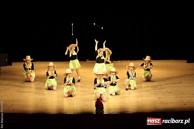 Zdjęcie w galerii na portalu naszraciborz.pl: Taniec królował dziś na deskach RCK  wiadomości z regionu