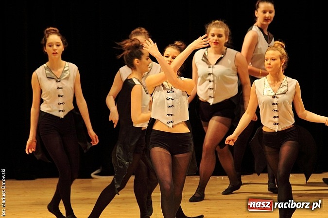Zdjęcie w galerii na portalu naszraciborz.pl: Taniec królował dziś na deskach RCK  wiadomości z regionu