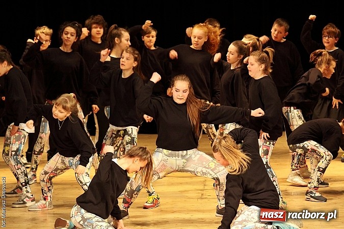 Zdjęcie w galerii na portalu naszraciborz.pl: Taniec królował dziś na deskach RCK  wiadomości z regionu