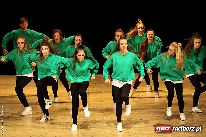 Zdjęcie w galerii na portalu naszraciborz.pl: Taniec królował dziś na deskach RCK  wiadomości z regionu