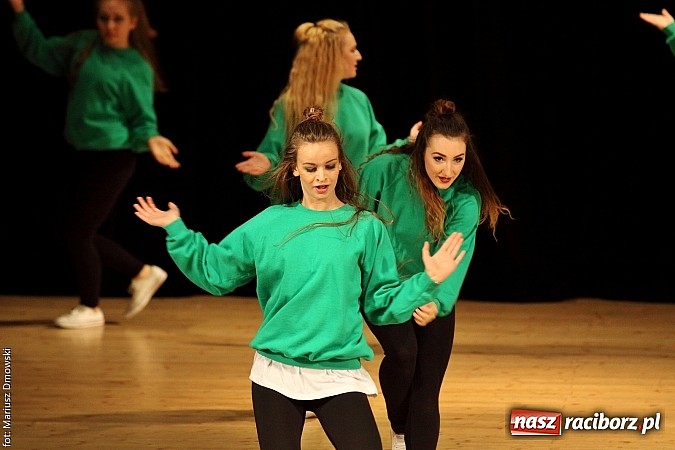 Zdjęcie w galerii na portalu naszraciborz.pl: Taniec królował dziś na deskach RCK  wiadomości z regionu