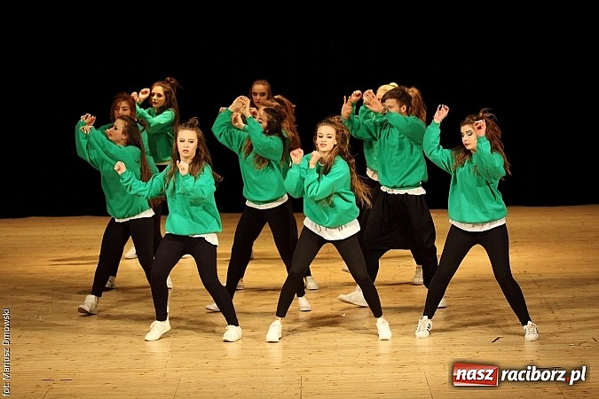 Zdjęcie w galerii na portalu naszraciborz.pl: Taniec królował dziś na deskach RCK  wiadomości z regionu