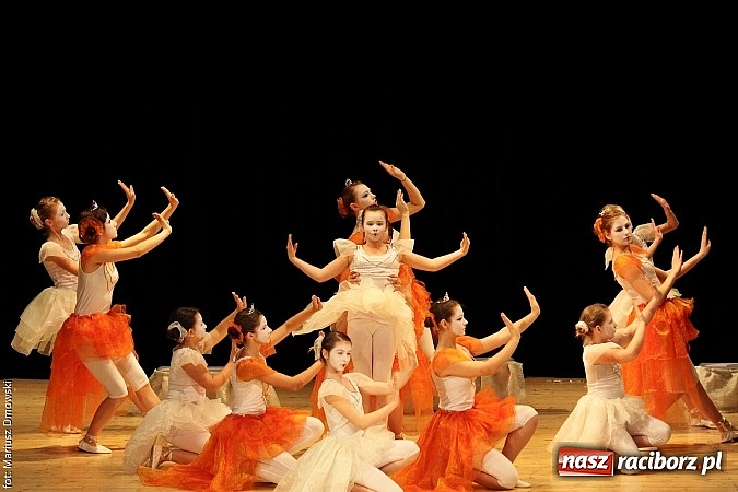 Zdjęcie w galerii na portalu naszraciborz.pl: Taniec królował dziś na deskach RCK  wiadomości z regionu
