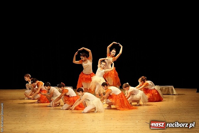 Zdjęcie w galerii na portalu naszraciborz.pl: Taniec królował dziś na deskach RCK  wiadomości z regionu