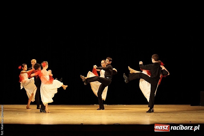 Zdjęcie w galerii na portalu naszraciborz.pl: Taniec królował dziś na deskach RCK  wiadomości z regionu
