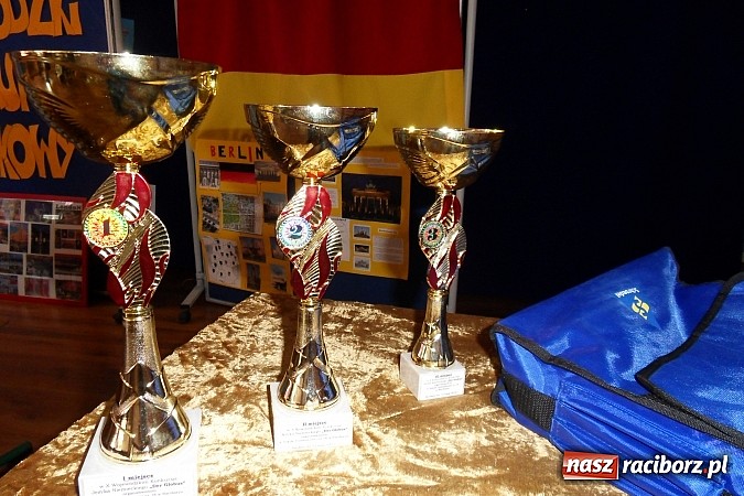 Zdjęcie w galerii na portalu naszraciborz.pl: Uczeń raciborskiej podstaw&oacute;wki najlepszy z niemieckiego w wojew&oacute;dztwie wiadomości z regionu
