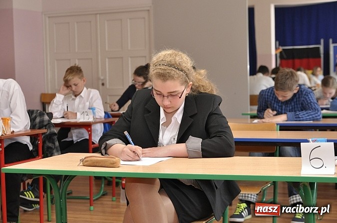 Zdjęcie w galerii na portalu naszraciborz.pl: Uczeń raciborskiej podstaw&oacute;wki najlepszy z niemieckiego w wojew&oacute;dztwie wiadomości z regionu