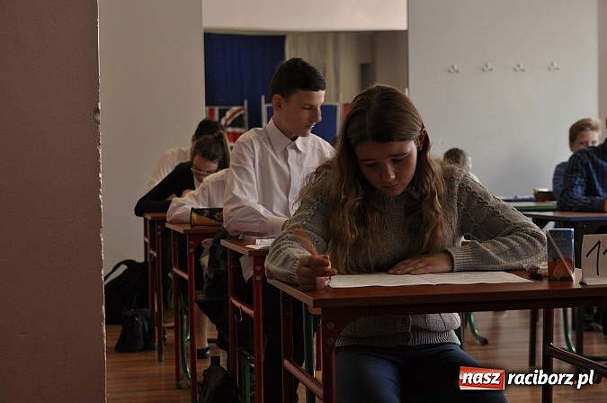 Zdjęcie w galerii na portalu naszraciborz.pl: Uczeń raciborskiej podstaw&oacute;wki najlepszy z niemieckiego w wojew&oacute;dztwie wiadomości z regionu