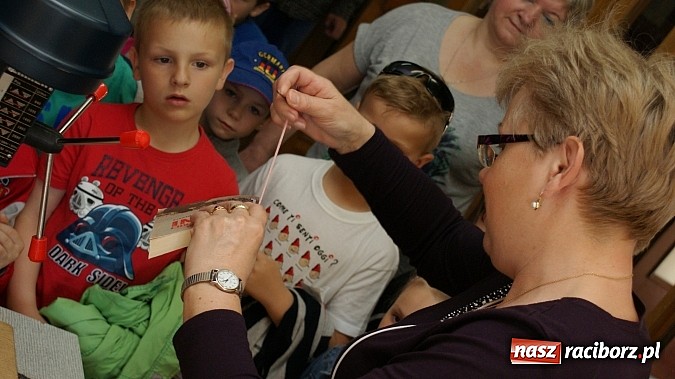 Zdjęcie w galerii na portalu naszraciborz.pl: Dzień otwartych drzwi w książnicy  wiadomości z regionu