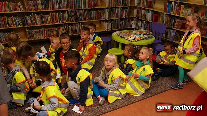 Zdjęcie w galerii na portalu naszraciborz.pl: Dzień otwartych drzwi w książnicy  wiadomości z regionu