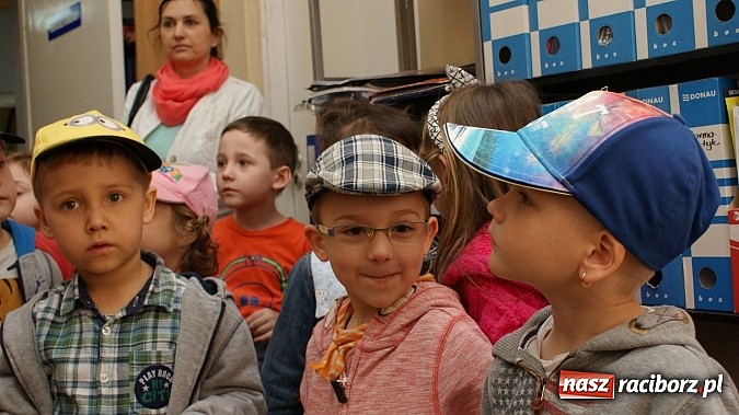 Zdjęcie w galerii na portalu naszraciborz.pl: Dzień otwartych drzwi w książnicy  wiadomości z regionu