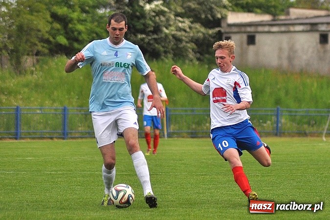 Zdjęcie w galerii na portalu naszraciborz.pl: Pierwsze zwycięstwo nowego trenera. Unia pokonała Radziechowy-Wieprz wiadomości z regionu