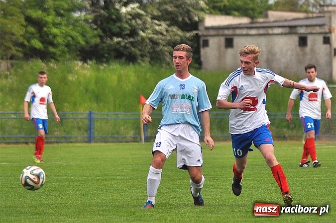 Zdjęcie w galerii na portalu naszraciborz.pl: Pierwsze zwycięstwo nowego trenera. Unia pokonała Radziechowy-Wieprz wiadomości z regionu