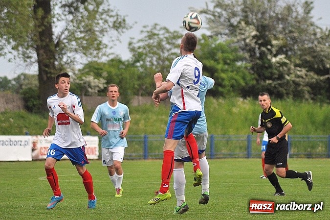 Zdjęcie w galerii na portalu naszraciborz.pl: Pierwsze zwycięstwo nowego trenera. Unia pokonała Radziechowy-Wieprz wiadomości z regionu