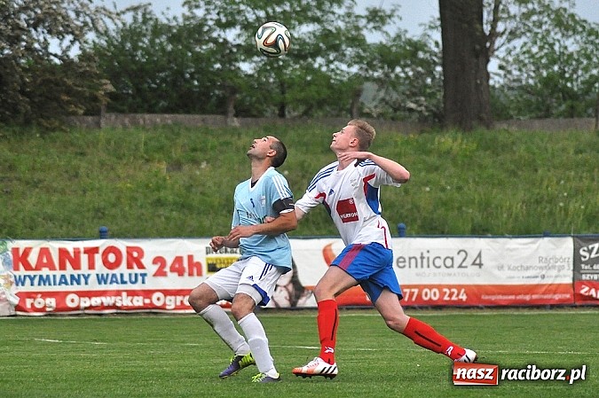 Zdjęcie w galerii na portalu naszraciborz.pl: Pierwsze zwycięstwo nowego trenera. Unia pokonała Radziechowy-Wieprz wiadomości z regionu