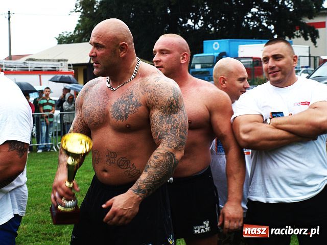 Zdjęcie w galerii na portalu naszraciborz.pl: Strongmani i STRONGMANKI wiadomości z regionu