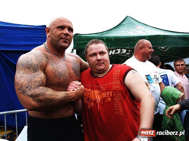 Zdjęcie w galerii na portalu naszraciborz.pl: Strongmani i STRONGMANKI wiadomości z regionu
