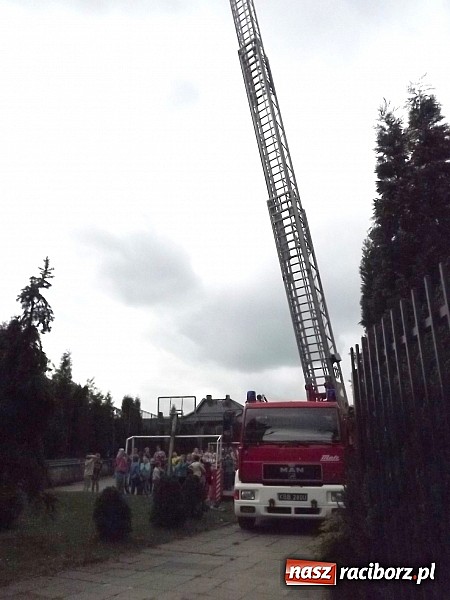 Zdjęcie w galerii na portalu naszraciborz.pl: Kolejne ćwiczenia jednostek OSP - tym razem fikcyjnie paliła się szkoła w Brzeziu wiadomości z regionu