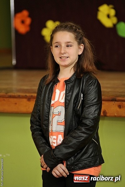 Zdjęcie w galerii na portalu naszraciborz.pl: Konkurs Recytacji w ramach Powiatowego Festiwalu Twórczości Artystycznej wiadomości z regionu