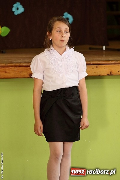 Zdjęcie w galerii na portalu naszraciborz.pl: Konkurs Recytacji w ramach Powiatowego Festiwalu Twórczości Artystycznej wiadomości z regionu