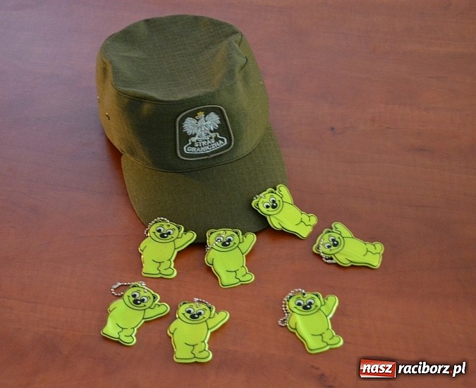 Zdjęcie w galerii na portalu naszraciborz.pl: Spotkanie z przedszkolakami w ramach akcji Blaskiem chronieni wiadomości z regionu