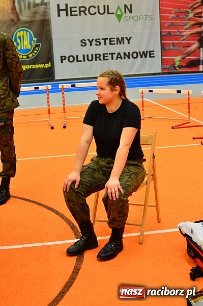 Zdjęcie w galerii na portalu naszraciborz.pl: Żołnierska przeprawa w raciborskim SMS wiadomości z regionu