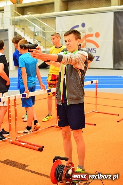 Zdjęcie w galerii na portalu naszraciborz.pl: Żołnierska przeprawa w raciborskim SMS wiadomości z regionu