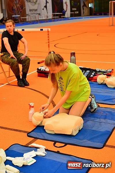 Zdjęcie w galerii na portalu naszraciborz.pl: Żołnierska przeprawa w raciborskim SMS wiadomości z regionu