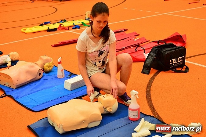 Zdjęcie w galerii na portalu naszraciborz.pl: Żołnierska przeprawa w raciborskim SMS wiadomości z regionu