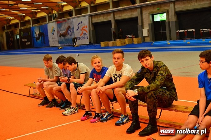 Zdjęcie w galerii na portalu naszraciborz.pl: Żołnierska przeprawa w raciborskim SMS wiadomości z regionu