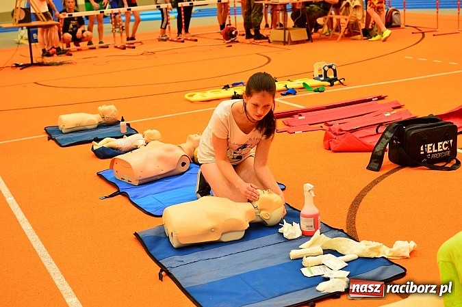 Zdjęcie w galerii na portalu naszraciborz.pl: Żołnierska przeprawa w raciborskim SMS wiadomości z regionu