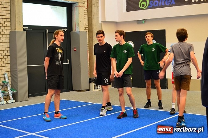 Zdjęcie w galerii na portalu naszraciborz.pl: Żołnierska przeprawa w raciborskim SMS wiadomości z regionu