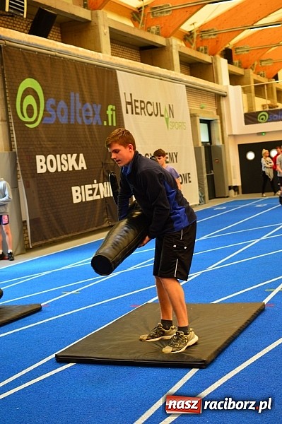 Zdjęcie w galerii na portalu naszraciborz.pl: Żołnierska przeprawa w raciborskim SMS wiadomości z regionu