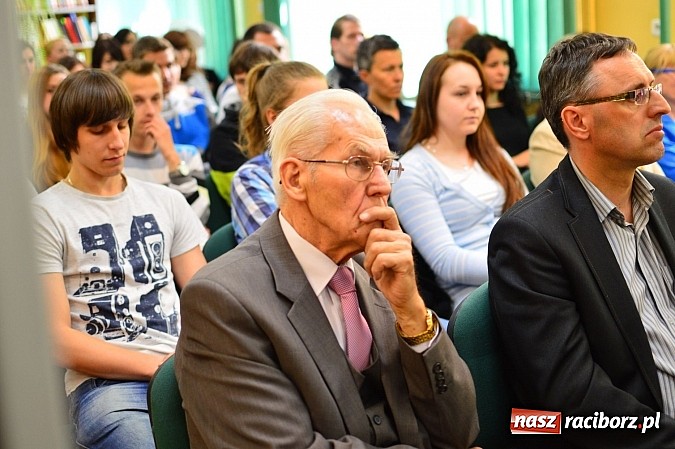 Zdjęcie w galerii na portalu naszraciborz.pl: Joanna Kapica-Curzytek w PWSZ wiadomości z regionu