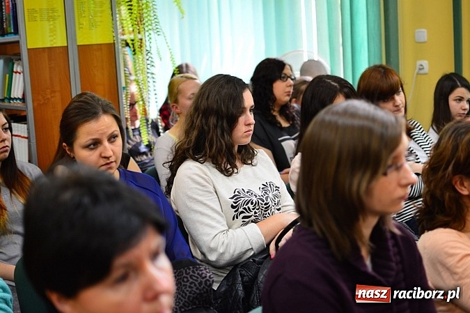 Zdjęcie w galerii na portalu naszraciborz.pl: Joanna Kapica-Curzytek w PWSZ wiadomości z regionu