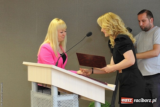 Zdjęcie w galerii na portalu naszraciborz.pl: Starosta znów jest radnym. Rada znów pracuje  wiadomości z regionu