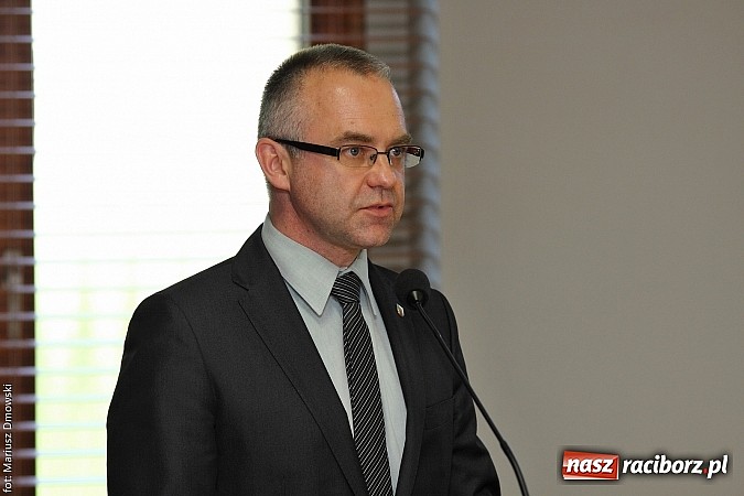 Zdjęcie w galerii na portalu naszraciborz.pl: Starosta znów jest radnym. Rada znów pracuje  wiadomości z regionu