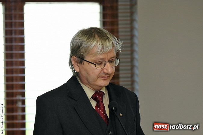 Zdjęcie w galerii na portalu naszraciborz.pl: Starosta znów jest radnym. Rada znów pracuje  wiadomości z regionu