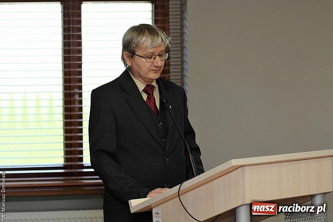 Zdjęcie w galerii na portalu naszraciborz.pl: Starosta znów jest radnym. Rada znów pracuje  wiadomości z regionu