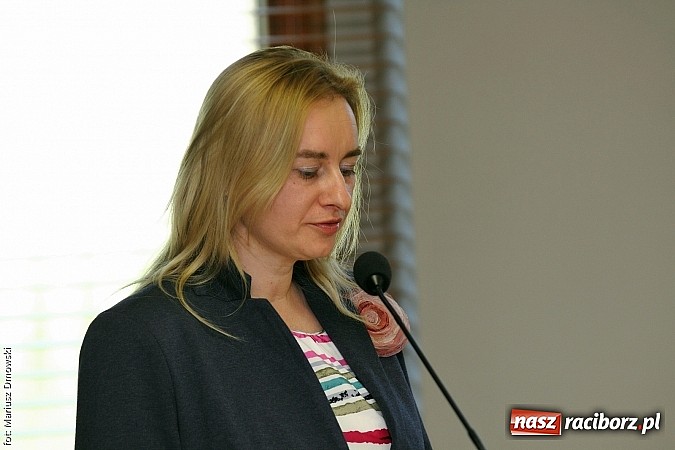 Zdjęcie w galerii na portalu naszraciborz.pl: Starosta znów jest radnym. Rada znów pracuje  wiadomości z regionu