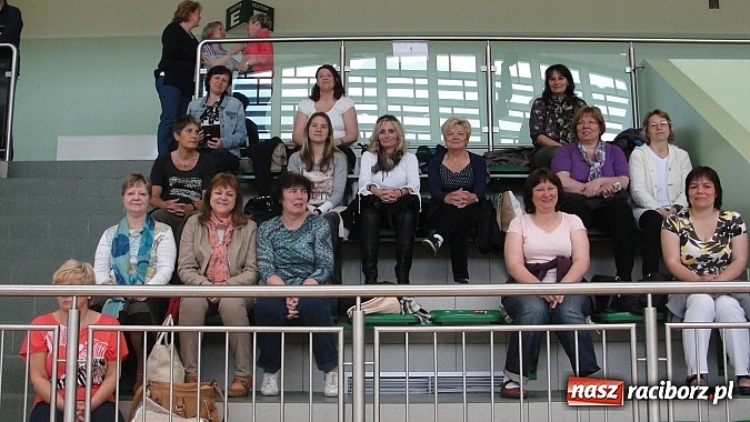 Zdjęcie w galerii na portalu naszraciborz.pl: Międzyszkolna spartakiada sześciolatków wiadomości z regionu