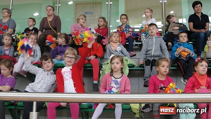 Zdjęcie w galerii na portalu naszraciborz.pl: Międzyszkolna spartakiada sześciolatków wiadomości z regionu