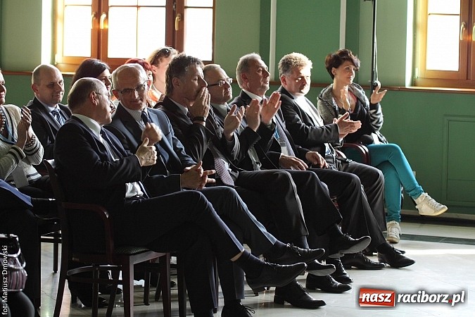 Zdjęcie w galerii na portalu naszraciborz.pl: Rozpoczęły się Otwarte Mistrzostwa Śląska w Ratownictwie Medycznym w Raciborzu wiadomości z regionu