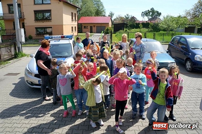 Zdjęcie w galerii na portalu naszraciborz.pl: Policjanci spotkali się z przedszkolakami z Nędzy wiadomości z regionu