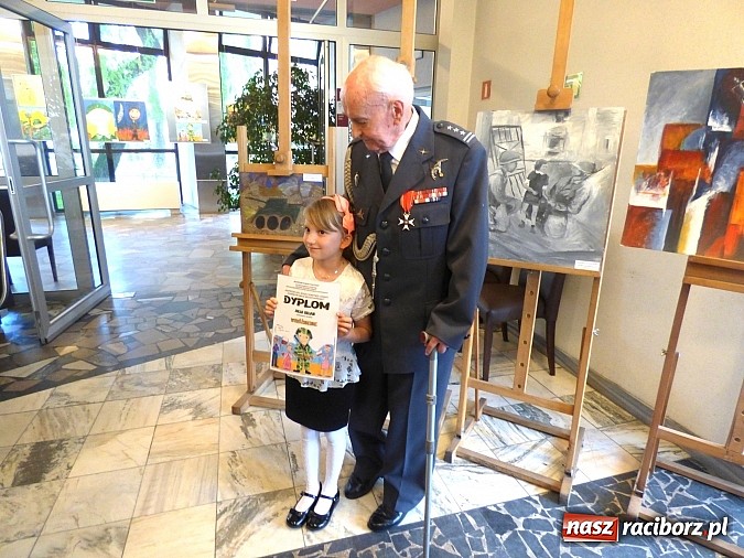 Zdjęcie w galerii na portalu naszraciborz.pl: Julka z Nędzy jedną z lepszych w województwie wiadomości z regionu