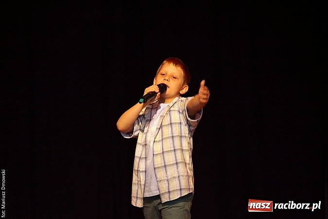 Zdjęcie w galerii na portalu naszraciborz.pl: Konkurs Piosenki w ramach Powiatowego Festiwalu Twórczości Artystycznej wiadomości z regionu