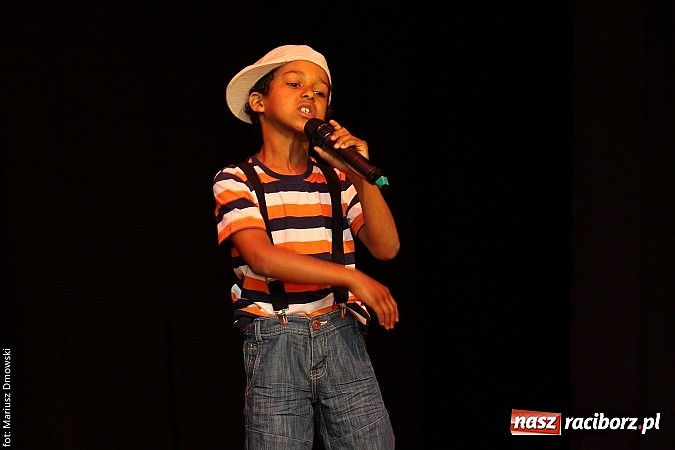 Zdjęcie w galerii na portalu naszraciborz.pl: Konkurs Piosenki w ramach Powiatowego Festiwalu Twórczości Artystycznej wiadomości z regionu