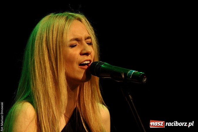 Zdjęcie w galerii na portalu naszraciborz.pl: Konkurs Piosenki w ramach Powiatowego Festiwalu Twórczości Artystycznej wiadomości z regionu