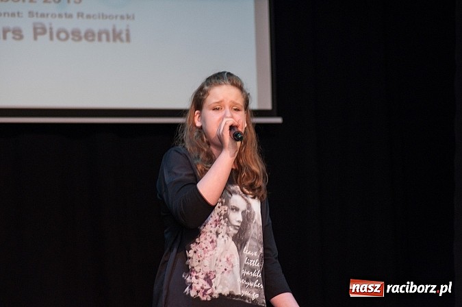 Zdjęcie w galerii na portalu naszraciborz.pl: Konkurs Piosenki w ramach Powiatowego Festiwalu Twórczości Artystycznej wiadomości z regionu